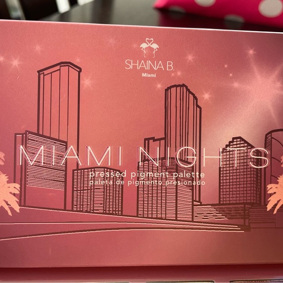 IPSY shadow bundle - Picture 2 of 5